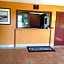 Travelodge by Wyndham Muskegon
