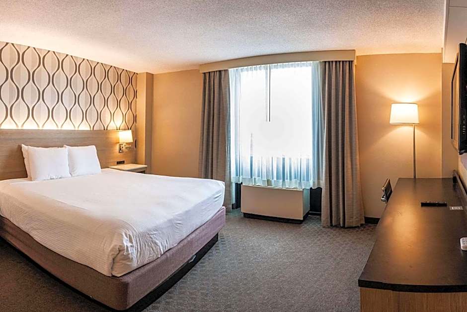 Radisson Hotel Duluth-Harborview