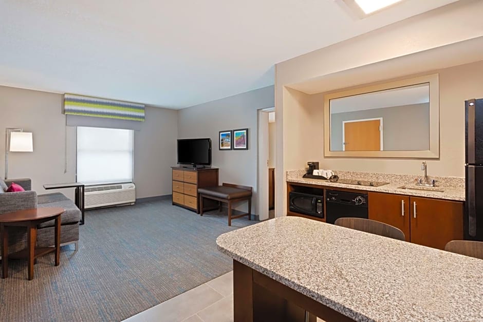 Hampton Inn By Hilton & Suites Fort Myers Beach/Sanibel Gateway