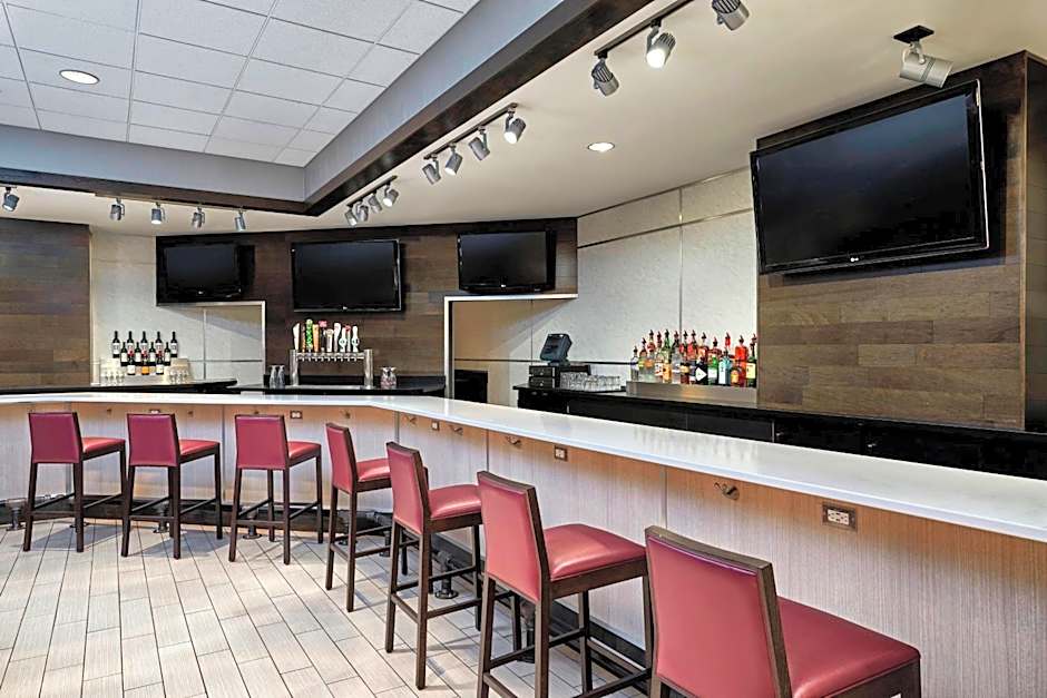 Sheraton Milwaukee Brookfield
