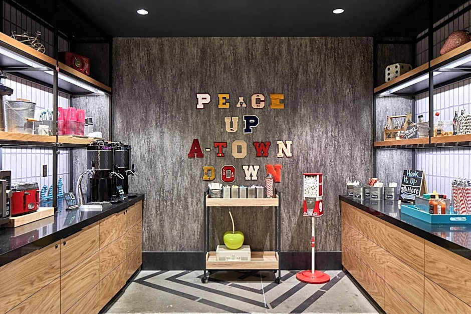 Moxy by Marriott Atlanta Midtown