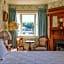 Martine Inn