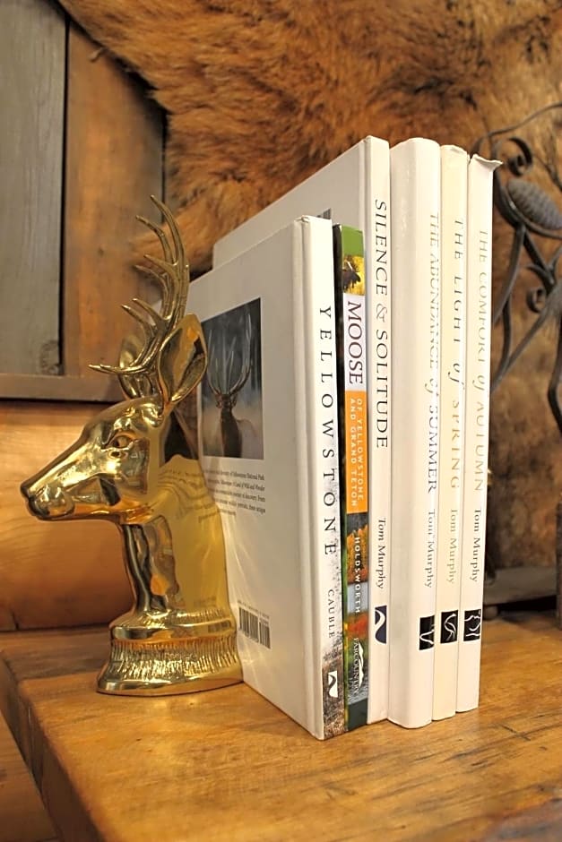Moose Creek Inn