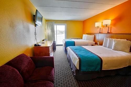 Seashire Inn & Suites