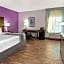 La Quinta Inn & Suites by Wyndham Lubbock South