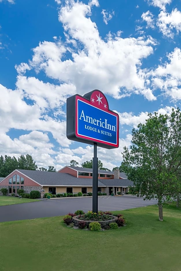 AmericInn by Wyndham Detroit Lakes