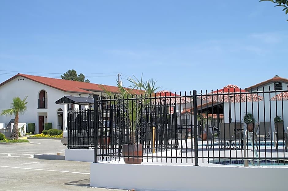 Regency Inn