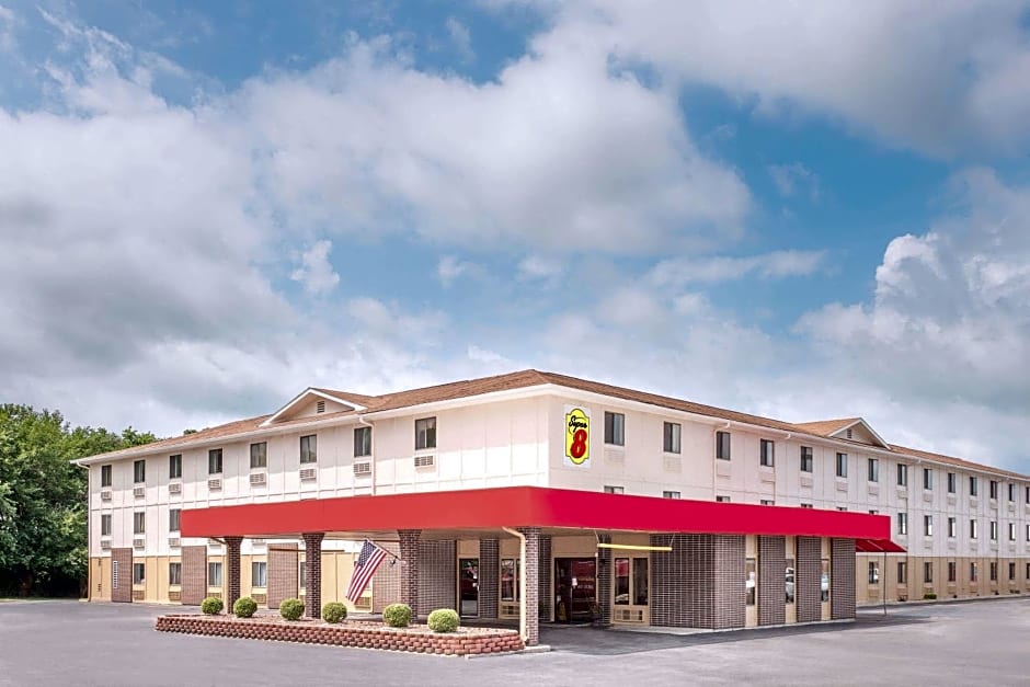 Super 8 by Wyndham Terre Haute