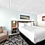 Clarion Inn & Suites near the Leconte Center Pigeon Forge