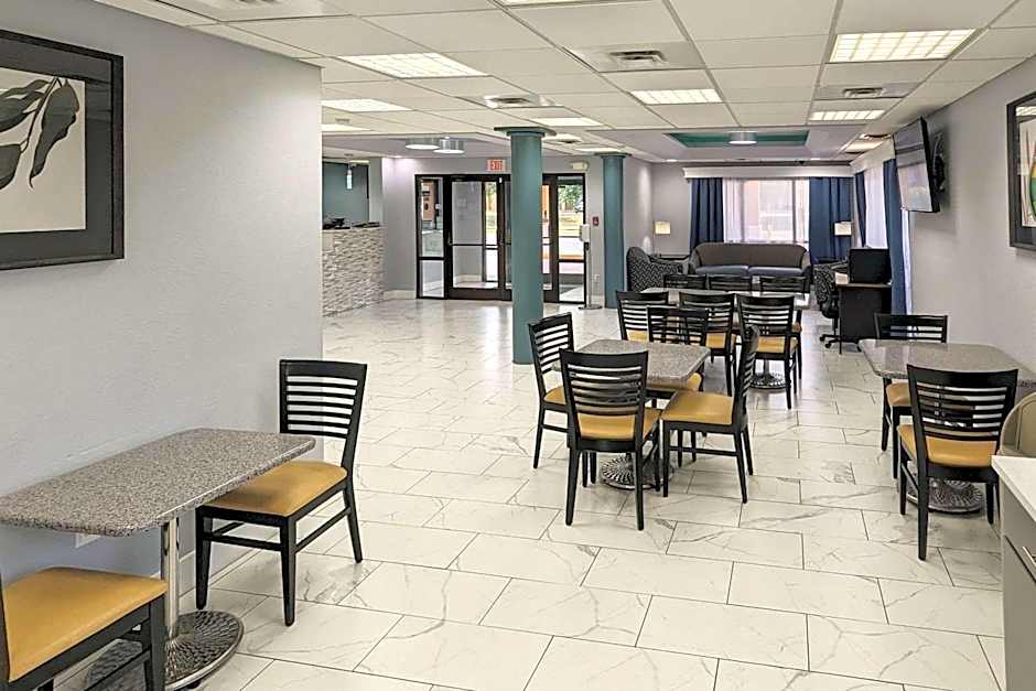Quality Inn Fort Campbell