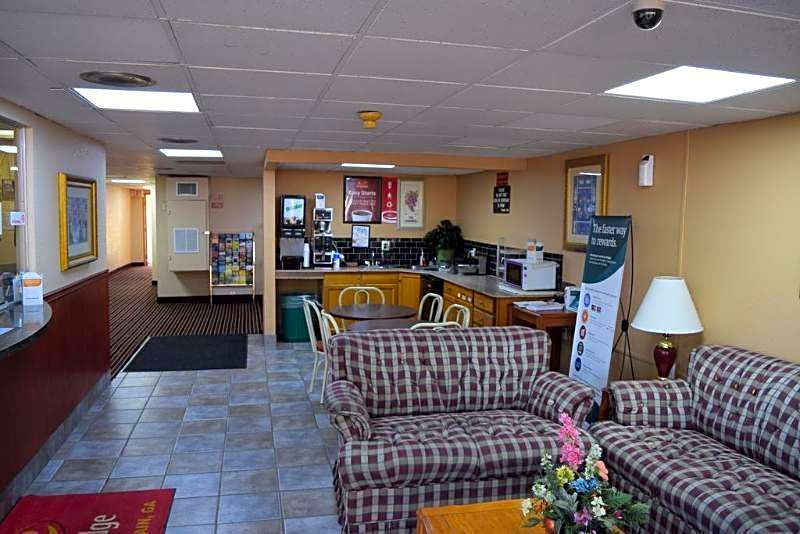 Econo Lodge Stone Mountain