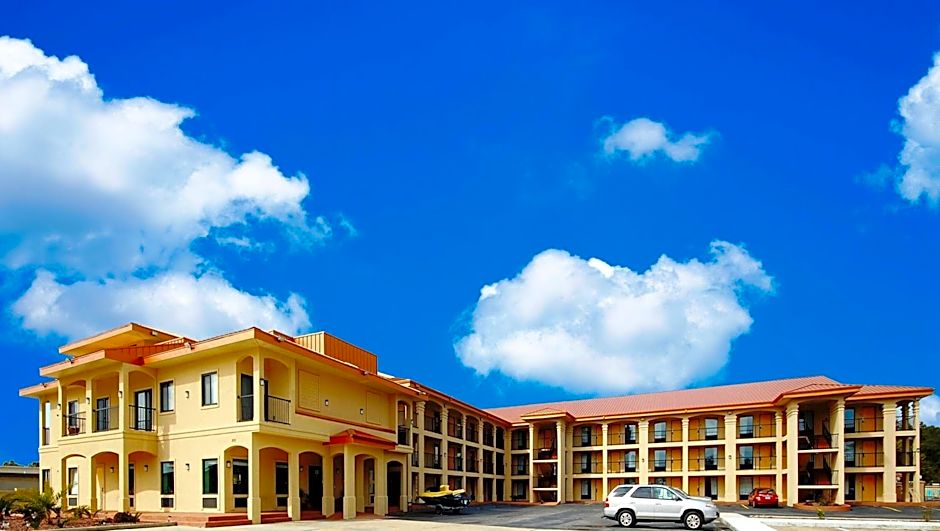 Fairway inn