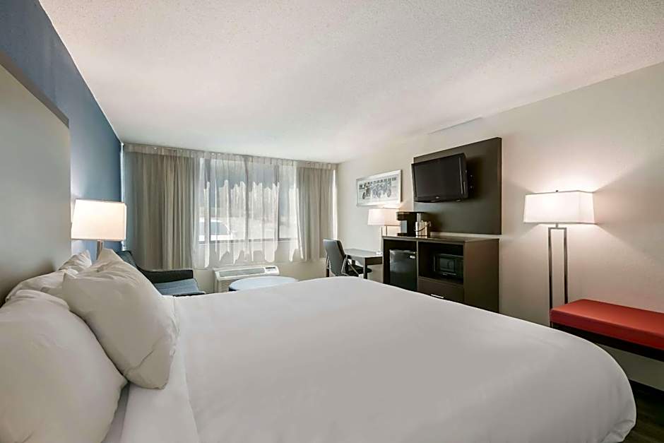 Clarion Hotel Conference Center