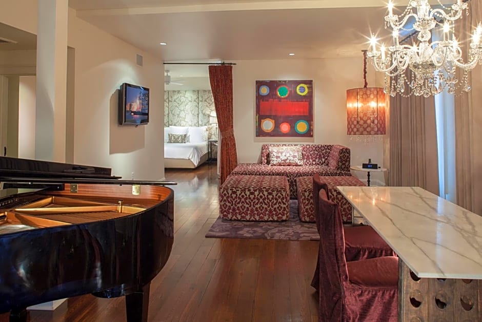 International House Hotel