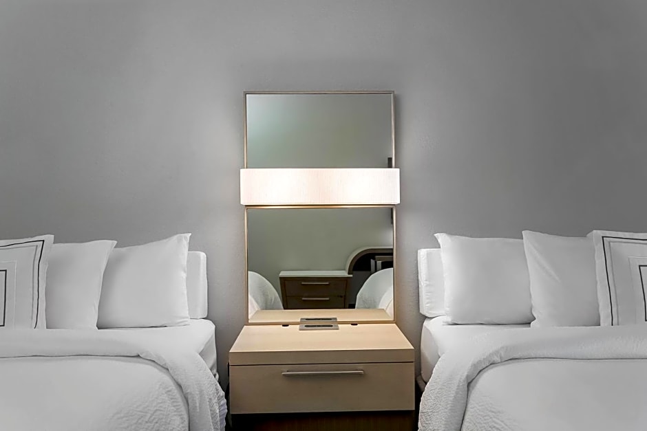 Courtyard by Marriott Tampa Brandon