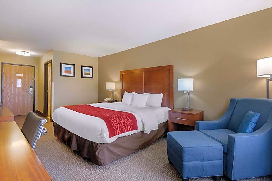 Comfort Inn And Suites - Pittsburg
