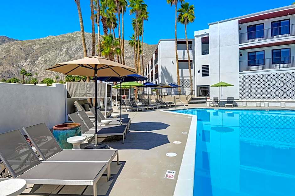 The Dunes Hotel (Palm Springs)