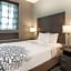 La Quinta Inn & Suites by Wyndham Baltimore Downtown
