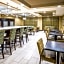 Holiday Inn Express Hotel & Suites Ashland