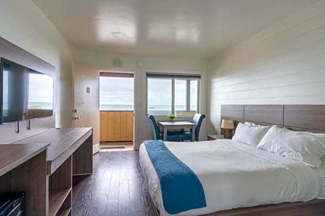 Sea Breeze Motel