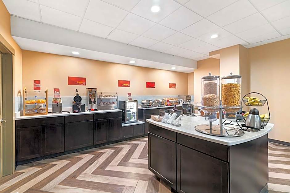 Best Western Plus Landmark Inn