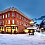Independence Square 305, Remodeled, 3rd Floor Hotel Room in Aspen's Best Location