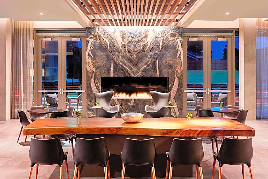 AC Hotel by Marriott San Jose Sunnyvale Cupertino