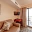 Studio w Balcony and Ocean View - Boardwalk One - 203