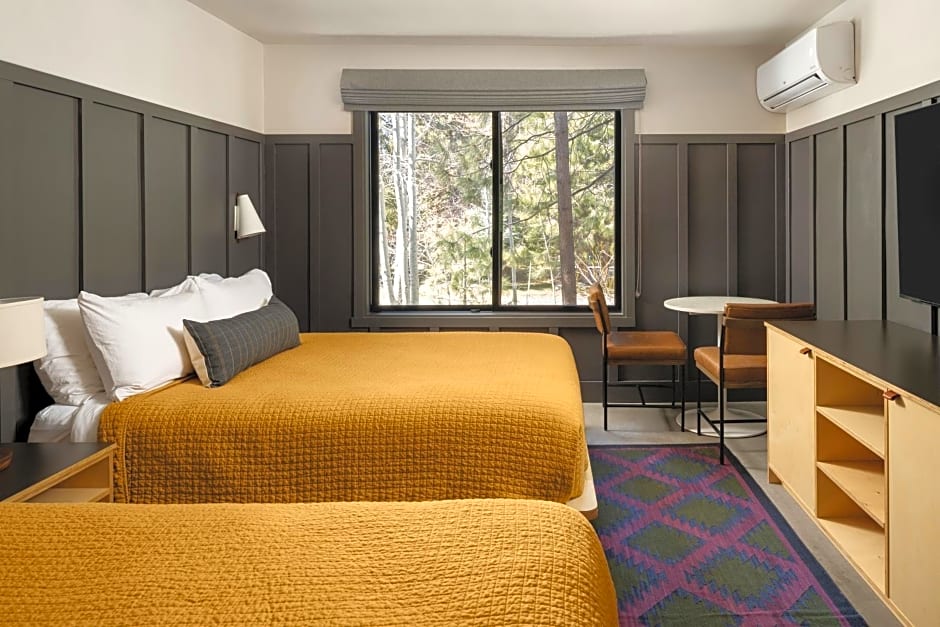 The Coachman Hotel