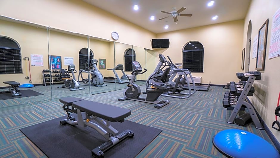 Holiday Inn Express Hotel & Suites Pampa
