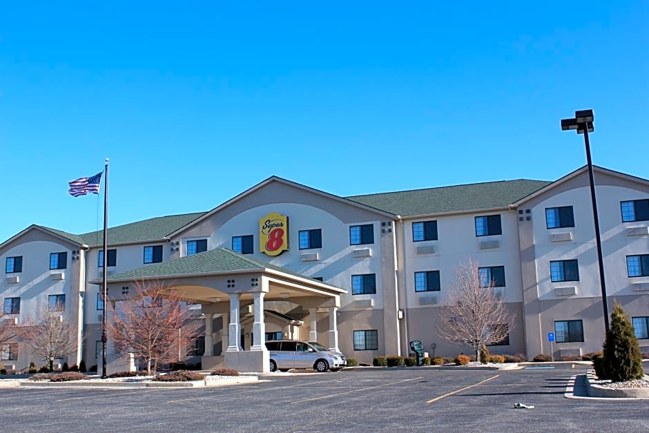 Super 8 by Wyndham South Bend