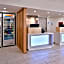 Holiday Inn Express Hotel & Suites Farmington