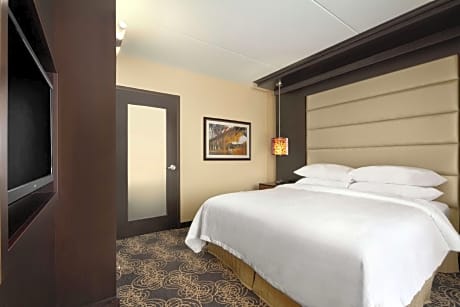 Two-Room King Suite - Non-Smoking