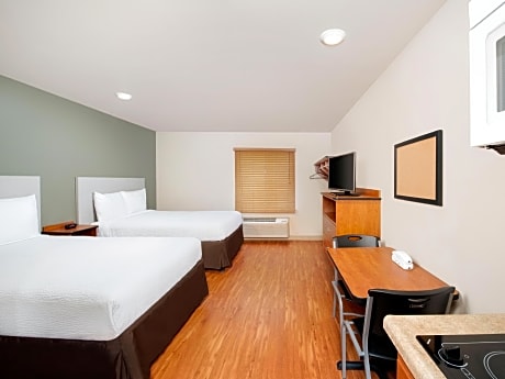 Standard Studio 2 Full Beds Non-Smoking