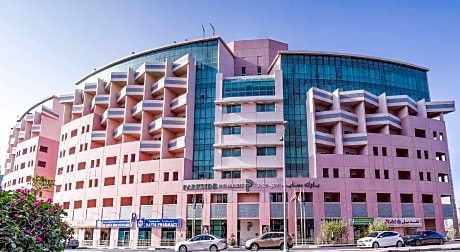 Parkside Suites - Discovery Gardens