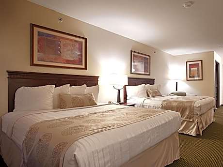 Queen Room with Two Queen Beds - Non-Smoking