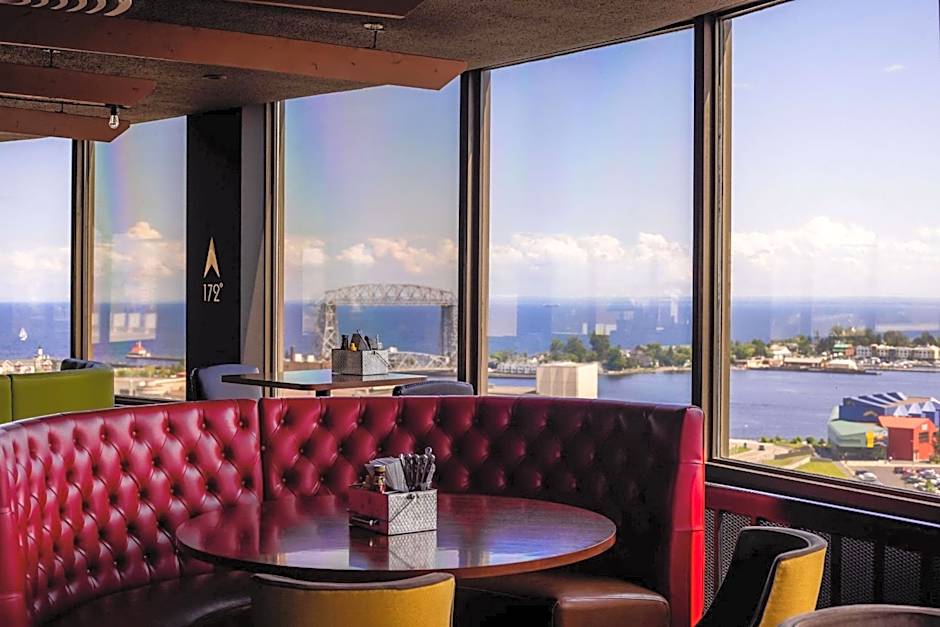 Radisson Hotel Duluth-Harborview
