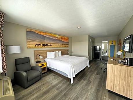 King Room - Non-Smoking