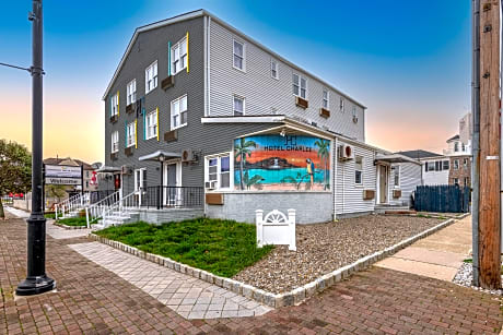 Hammock Inn & Suites - Jersey Shore