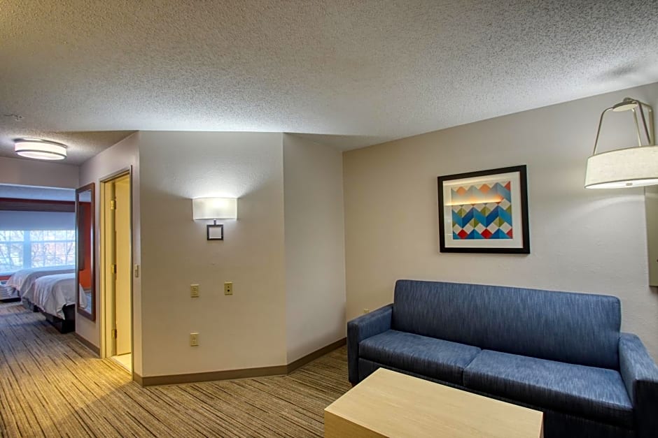Holiday Inn Express Hotel & Suites Oshkosh - State Route 41