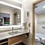 Quality Inn & Suites Athens University Area
