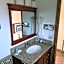 All Star Inn & Suites