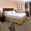 Holiday Inn Express Fresno River Park Highway 41