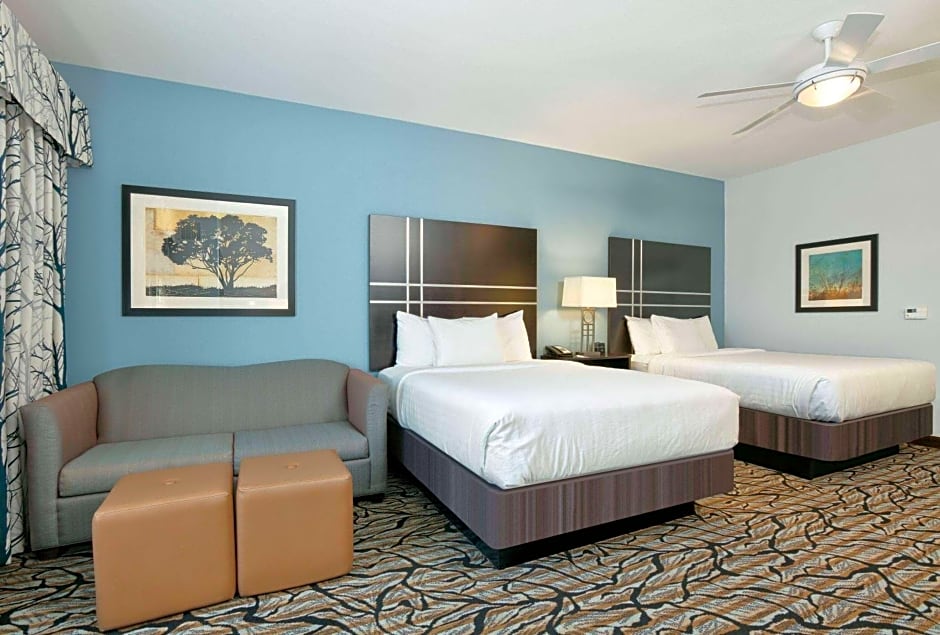 La Quinta Inn & Suites by Wyndham Lubbock Southwest