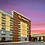 La Quinta Inn & Suites by Wyndham Maingate Fort Jackson