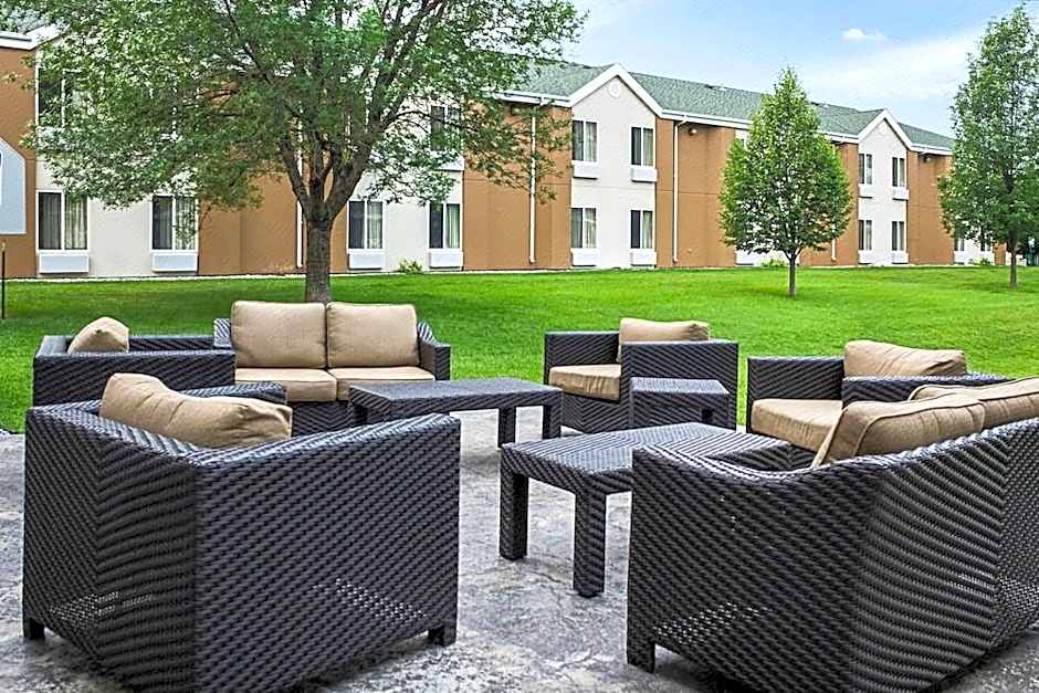 MainStay Suites Fargo - I-94 Medical Center