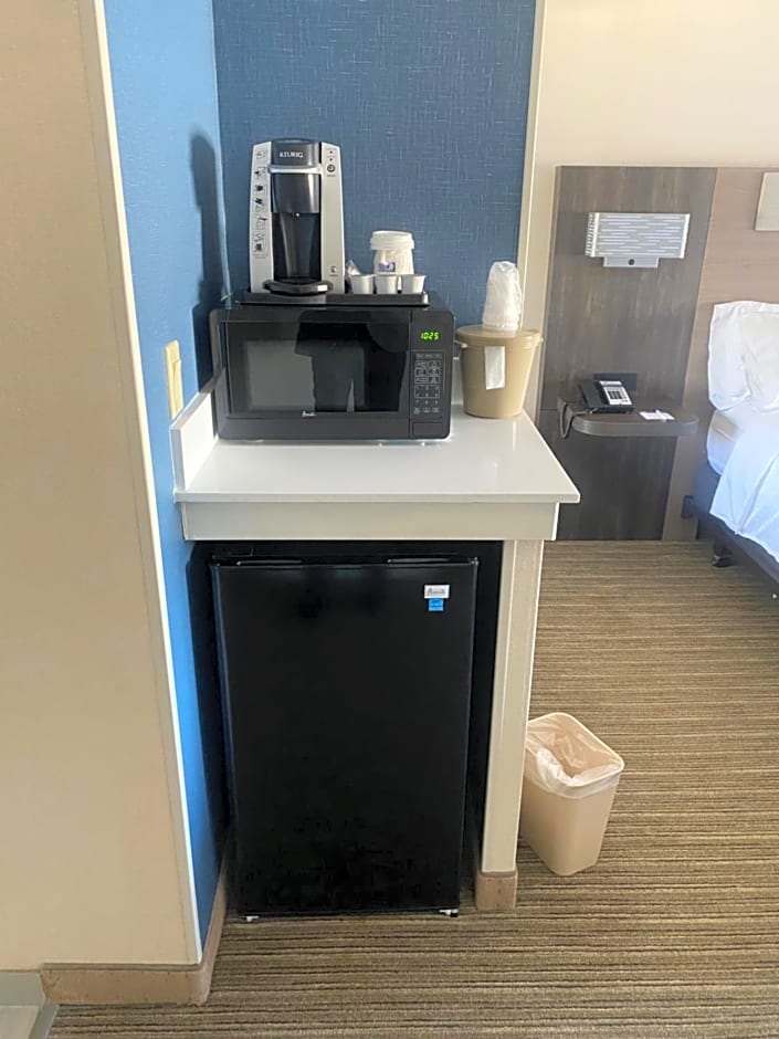 Holiday Inn Express Hotel & Suites Hermosa Beach