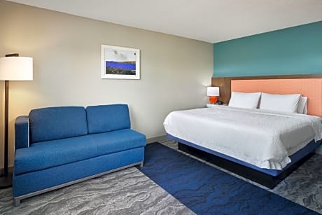 King Room with Spa Bath