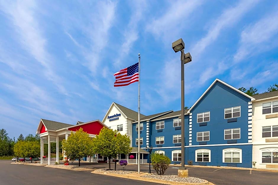 AmericInn by Wyndham Iron Mountain
