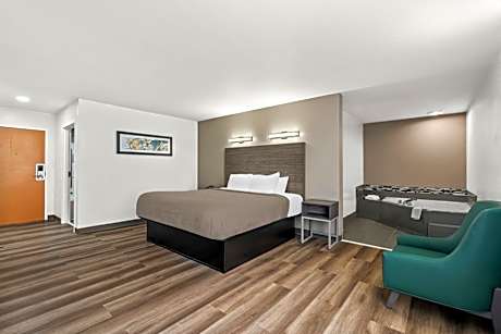 1 King Bed Jacuzzi Nonsmoking